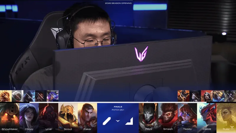 中单队 1-0 下路队:Chovy15杀卡莎全场carry,中单队逆转胜