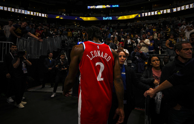 kaiyun-惹众怒：NBA多队要求联盟惩罚快船，一细节显示小卡的确很有心机