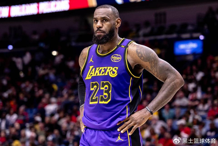 40岁詹姆斯,40岁贾巴尔,40岁乔丹,差距一目了然!|洛杉矶湖人队|明尼苏达森林狼队|华盛顿奇才队|迈克尔·乔丹|篮板_新浪体育_新浪新闻