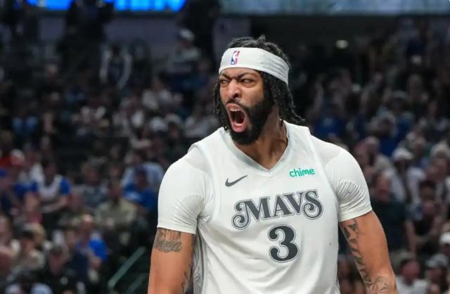 开云入口-【人物】人的成见是一座大山！谁说浓眉不能打4号位？