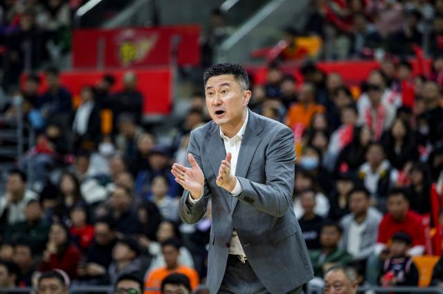 开云在线-锁定季后赛席位也不能放松，前四争夺战同样激烈