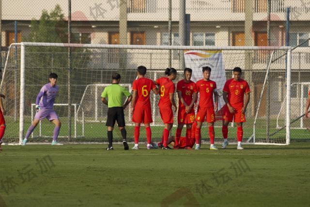开云娱乐-国足热身五球大胜权当大量课 丢球引扬科维奇不满