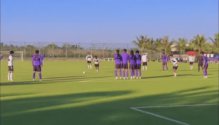 薅来斯坦丘 大连就多三个任意球高手！连鲁大战 泰山三小妖该上了