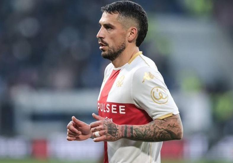 薅来斯坦丘 大连就多三个任意球高手！连鲁大战 泰山三小妖该上了