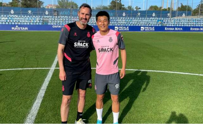 好消息!皇马球探盛赞U16国足前锋,后年有望留洋西乙|邝兆镭|武磊|欧洲|西班牙|莱里达竞技_新浪体育_新浪新闻