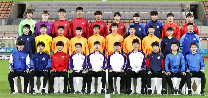 好消息!皇马球探盛赞U16国足前锋,后年有望留洋西乙|邝兆镭|武磊|欧洲|西班牙|莱里达竞技_新浪体育_新浪新闻