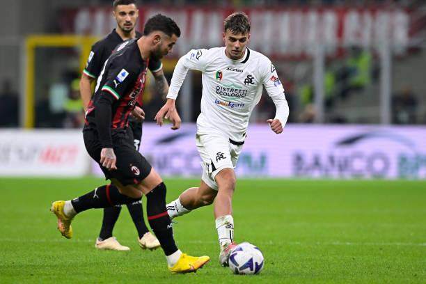 1667701116305034500.jpg 伟大传承or巨大包袱?丹尼尔·马尔蒂尼要做回自己