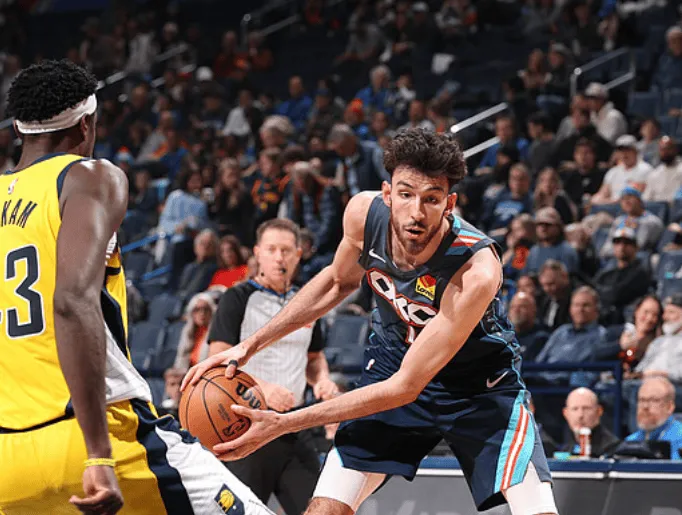 开云-霍姆格伦全场14中8,三分4中2得到25分13篮板3助攻3盖帽