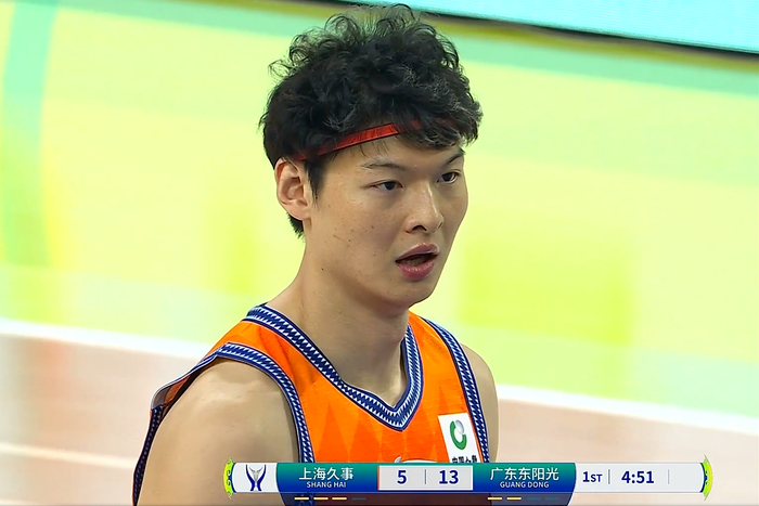 开云APP-王少杰血洒赛场，奎因37分广东队被淘汰，偰李永炜9助攻小将15分|上海队|洛夫顿|王哲林|黄明依|萨姆纳_新浪体育_新浪新闻