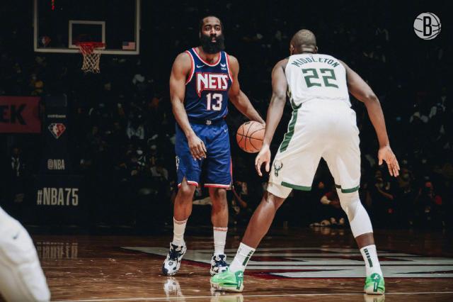 开云-MVP版本哈登再度消失 战强敌大胡子数据全面缩水