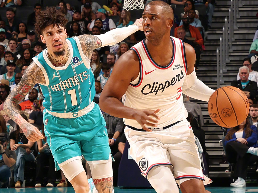 开云-从5胜16负,到16胜8负,全联盟找不到下家!NBA传奇球星该退役了