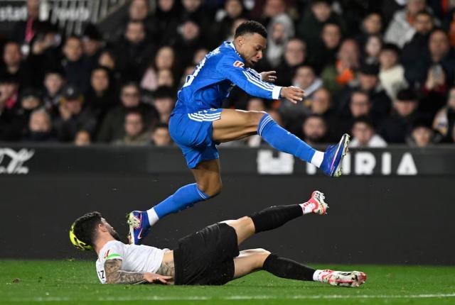 1770645853619039951.jpg 开云APP-【讨论】阿隆索都下课几星期了,皇马为何还在XJBT?