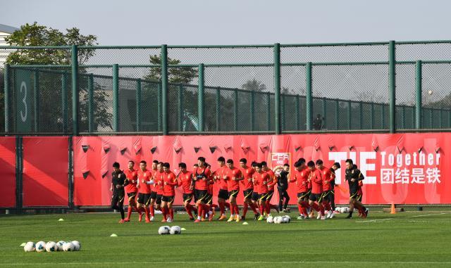 1611711674210004431.jpg 开云在线-亚足联开出40强赛承办3条件 中国主办需解决1问题